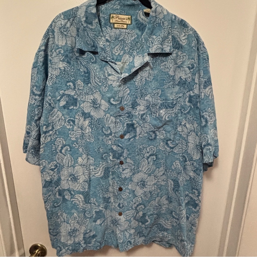 100% silk Pusser’s Island Reserve Men’s sz large Hawaiian Foliage Blue button up